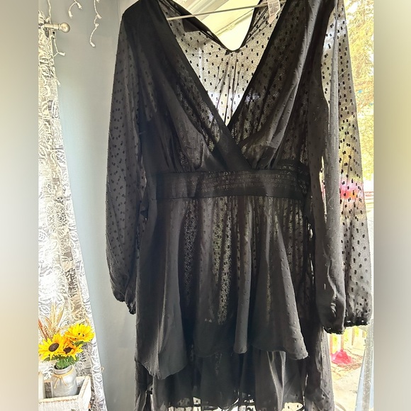 [M] Long Sleeve Little Black Dress - Picture 1 of 4